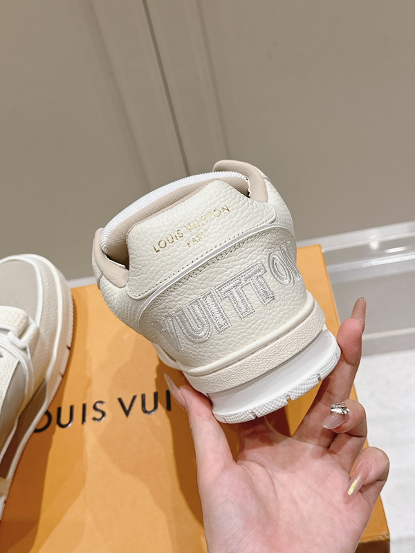 ルイヴィトン靴角部分ディテール